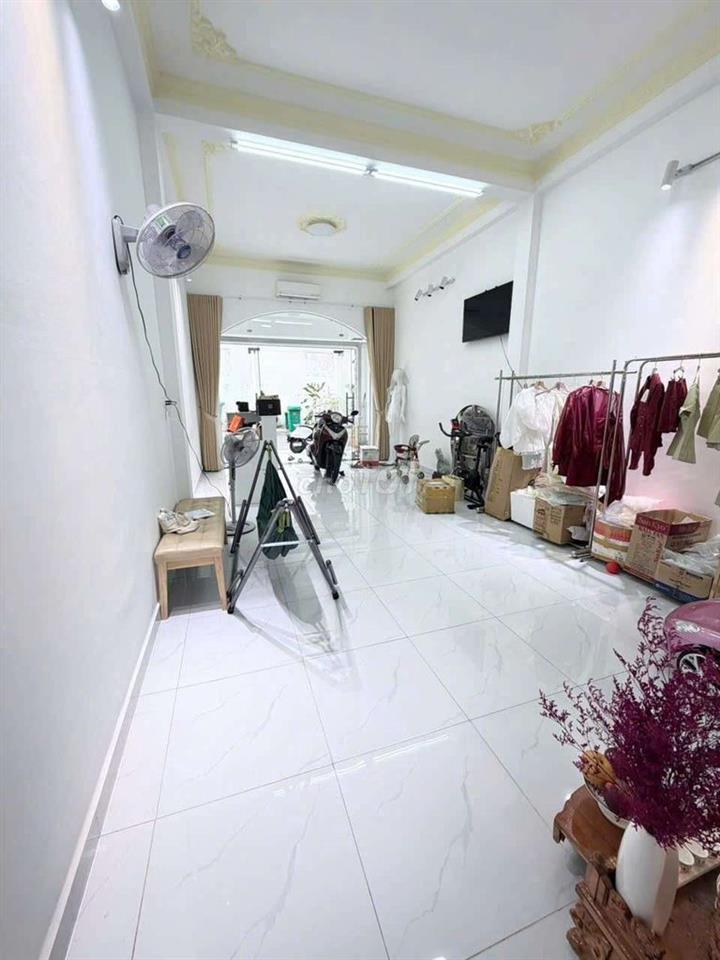 CHO THUÊ NHÀ HÒA BÌNH - 5PN- 18TRIEU- 4×20M- HXH