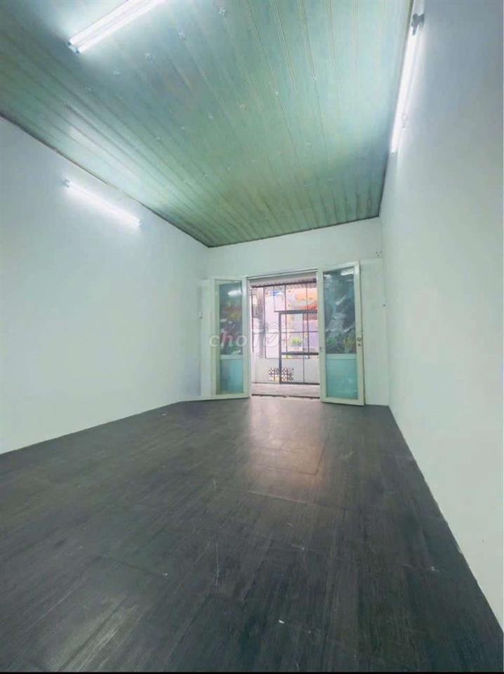 CHO THUÊ NHÀ VƯỜMG LÀI- PHÚ THỌ HÒA - 8,5TRIEU - 4×15M - 2PN