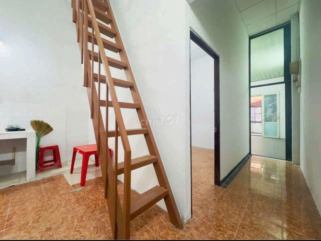 CHO THUÊ NHÀ VƯỜMG LÀI- PHÚ THỌ HÒA - 8,5TRIEU - 4×15M - 2PN