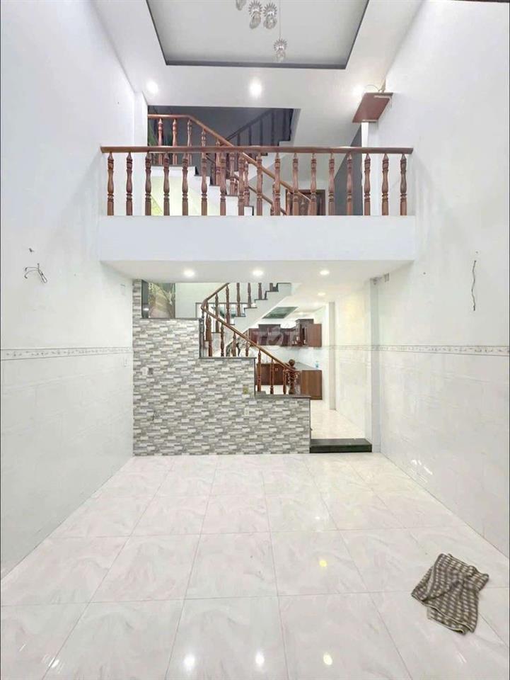 CHO THUÊ NHÀ MÃ LÒ GẦN LÔ TƯ- 9.5TRIEU- 3PN - 4×14M- HẺM 5M