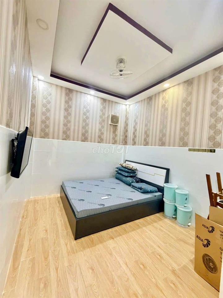 CHO THUÊ NHÀ TỈNH LỘ 10- GẦN TÊN LỬA - 11TRIEU - 2PN - CÓ NỘI THẤT