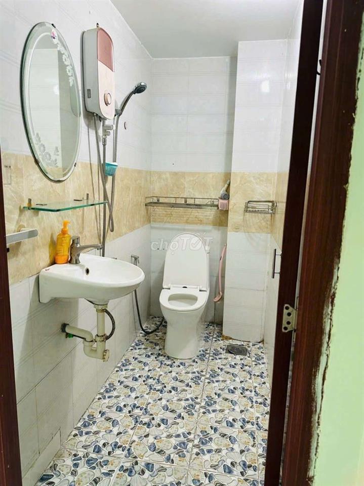 CHO THUÊ NHÀ 1/BÌNH TRỊ ĐÔNG - 12TRIEU- 4PN - HẺM 5M- FULL NỘI THẤT