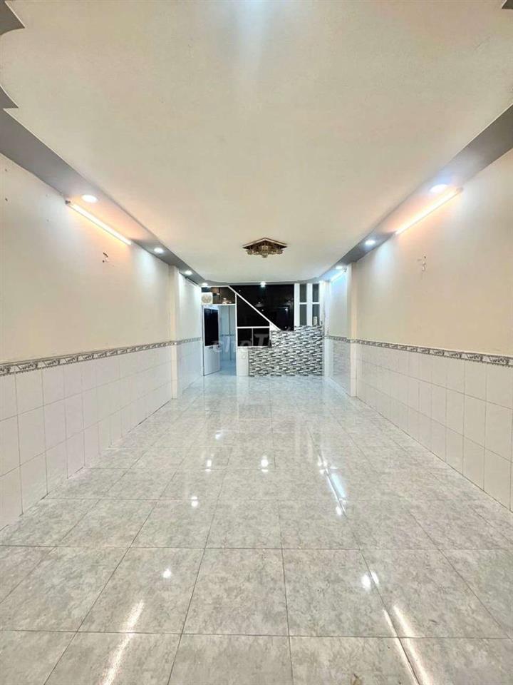 CHO THUÊ NHÀ LÊ VĂN QUỚI - GẦN 4 XÃ - 11 TRIỆU - 3PN - 4×17M - HẺM 8M