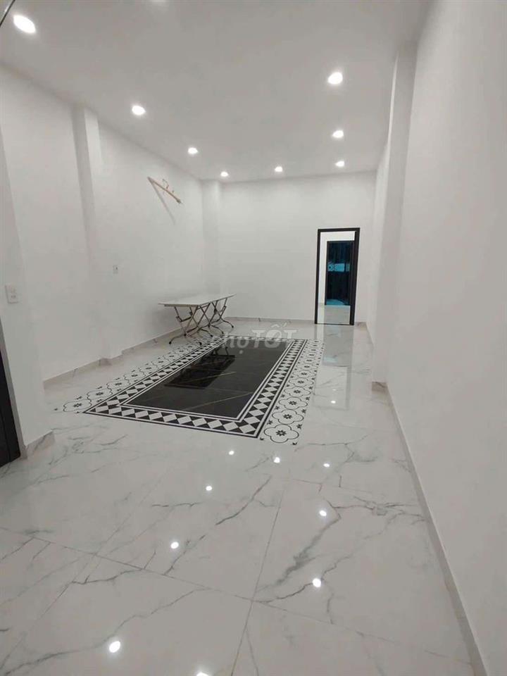 CHO THUÊ NHÀ TỈNH LỘ 10 GIÁP TÊN LỬA - 27TRIEU - 4PN- FULL NỘI THẤT