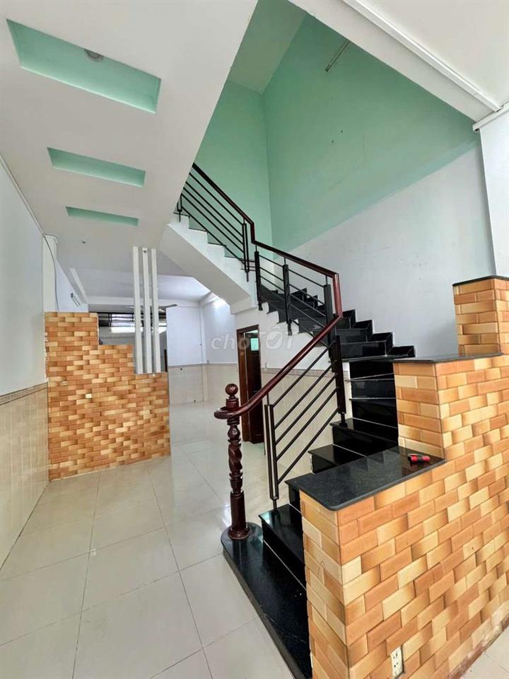 CHO THUÊ NHÀ 116 BÌNH TRỊ ĐÔNG - 11TRIEU - 2PN - 4×20M - HẺM XE HƠI