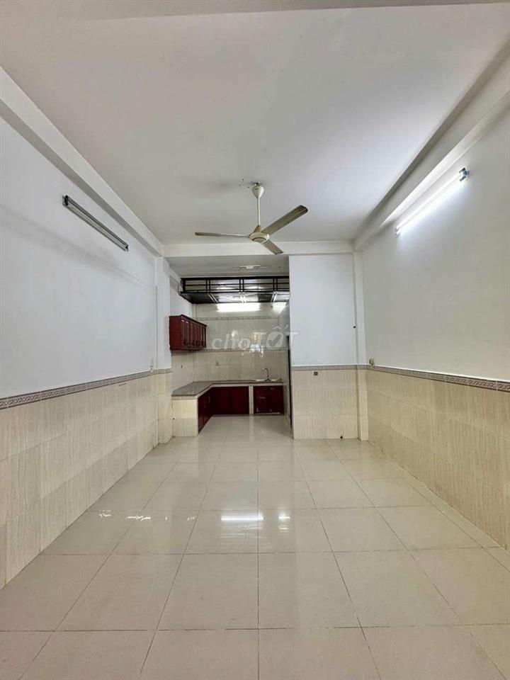 CHO THUÊ NHÀ 116 BÌNH TRỊ ĐÔNG - 11TRIEU - 2PN - 4×20M - HẺM XE HƠI