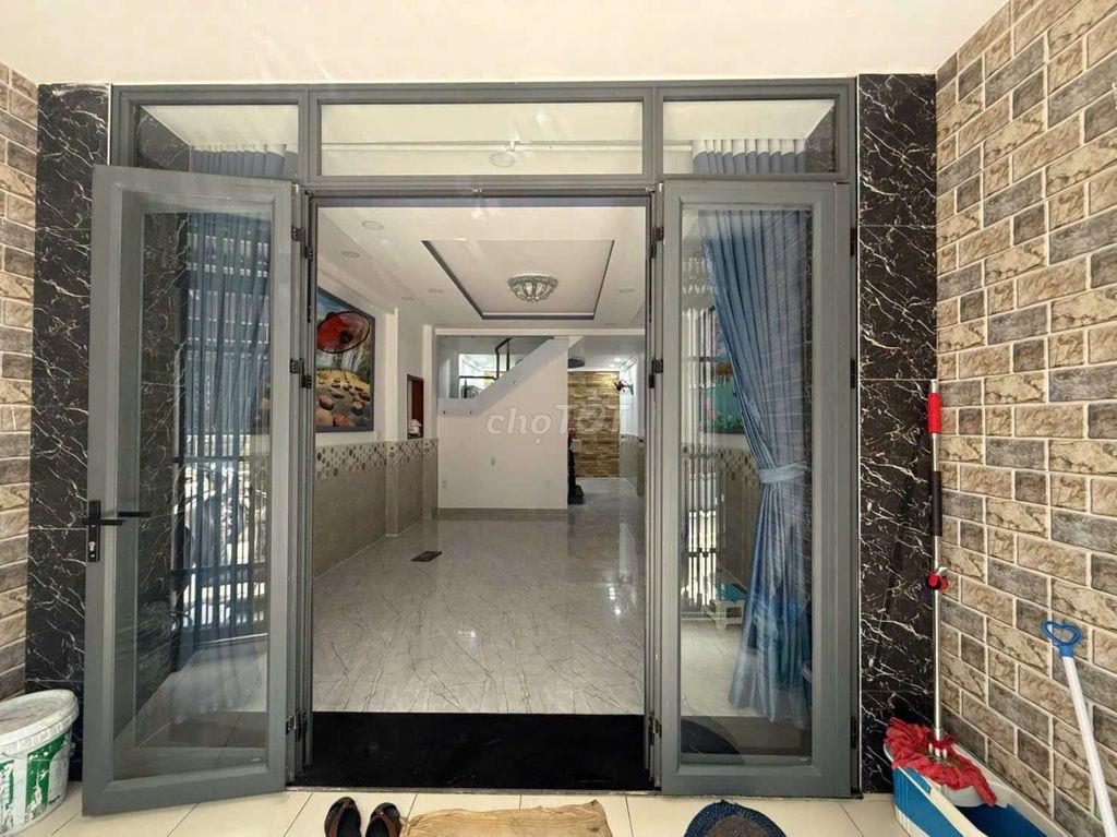 CHO THUÊ NHÀ MIẾU BÌNH ĐÔNG - LÊ VĂN QUỚI - 12TRIỆU - 4PN - HẺM XE HƠI