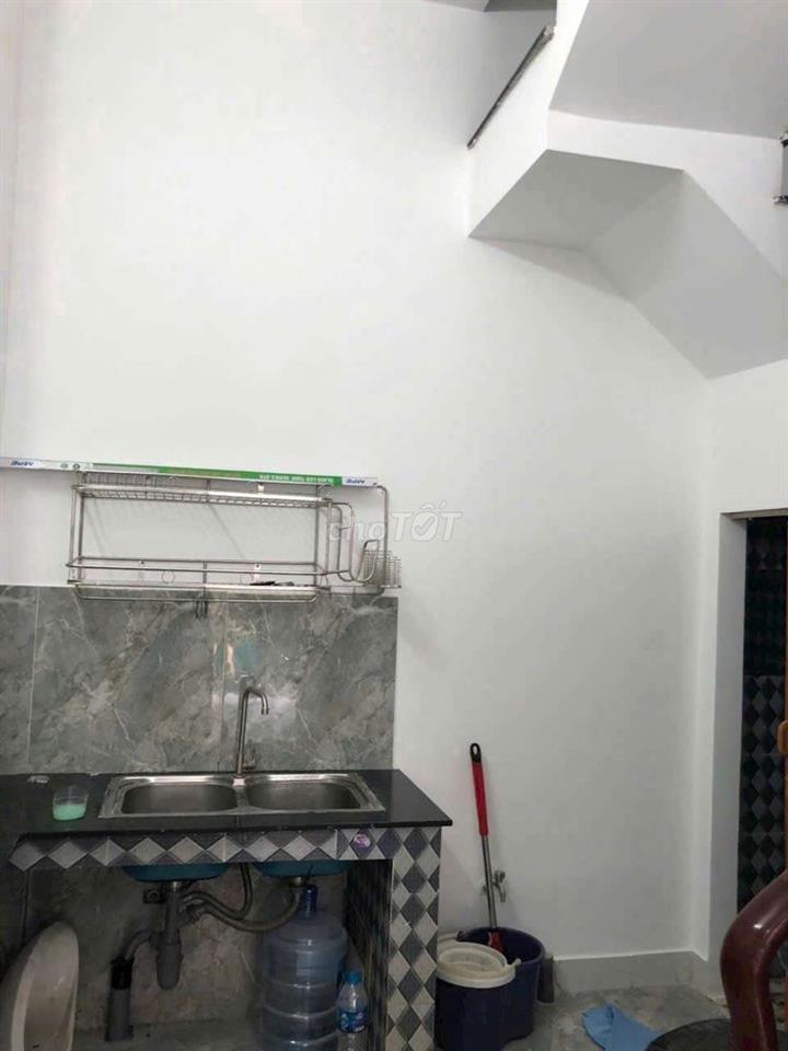 CHO THUÊ NHÀ KHU BÌNH TIÊN, 12 TRIỆU, 2PN, CÓ 2 MÁY LẠNH