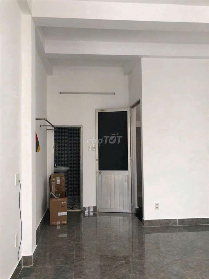 CHO THUÊ NHÀ KHU BÌNH TIÊN, 12 TRIỆU, 2PN, CÓ 2 MÁY LẠNH