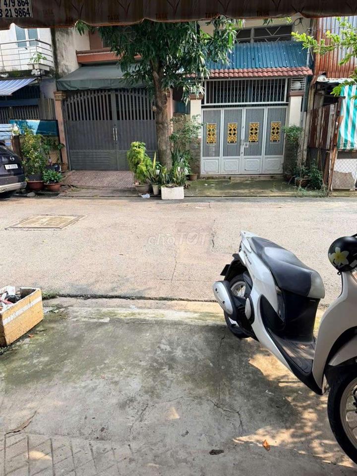 CHO THUÊ NHÀ 298 TÂN HÒA ĐÔNG, 11 TRIỆU, 3PN, ĐƯỜNG 10M, 3,5 TẤM