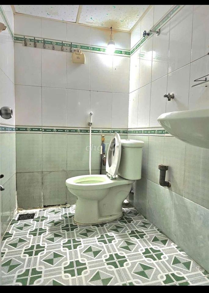 hh 1% mg , bán nhà 4×22 hẻm 6m đường tỉnh lộ 10 , ngay đường tên lửa
