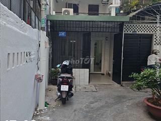 Nhà 52M2 hẻm thẳng một sẹc cách đường HVB 20M vuông nở hậu có sân r.4M
