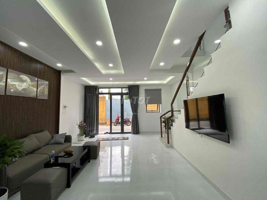 Bán nhà Tây Thạnh hẻm 1/ cách 1 căn mặt tiền  Hẻm Ô tô đỗ cửa