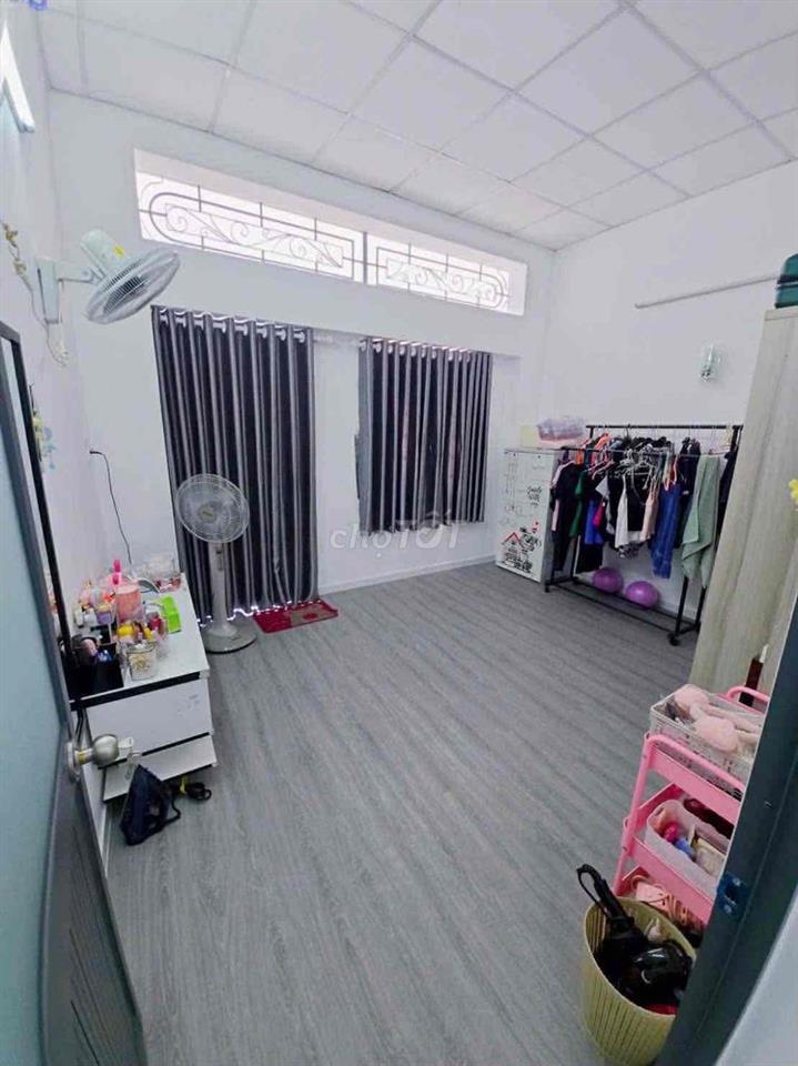 Bán nhà Hẻm 🚘 Vườn Lài cách 10m ra mặt tiền Vườn Lài DT: 40M2 Ngang 4M