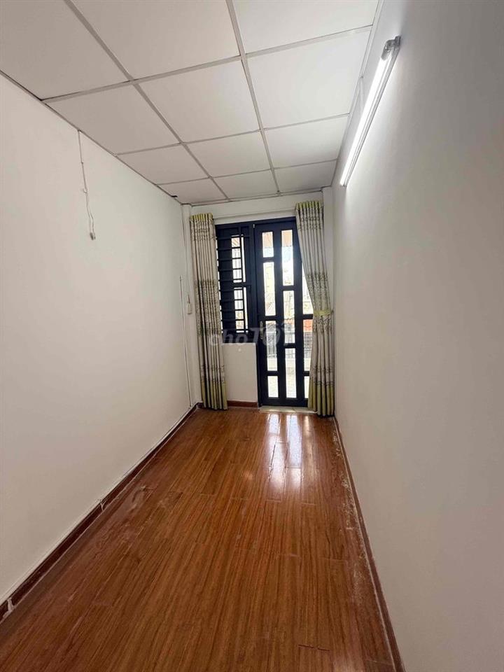 Bán nhà Hẻm 🛺 , nhà diện tích nhỏ thích hợp cho vợ chồng trẻ