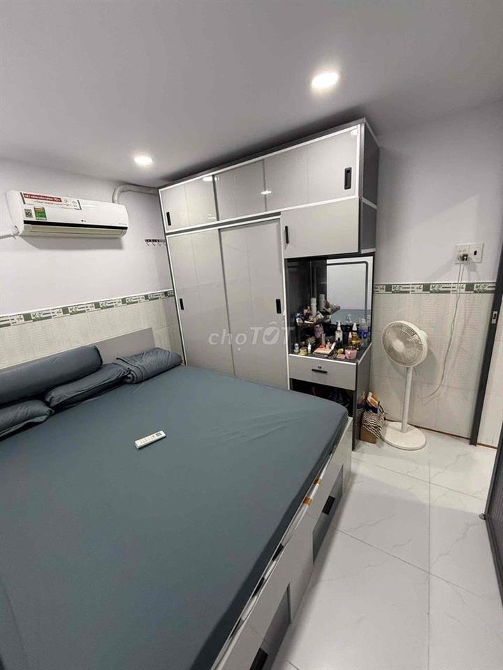 NHÀ ĐƯỜNG HÒA BÌNH Q11 – 43,4M² – 3PN – HẺM 2,5M – SÁT VÒNG XOAY ĐẦM S