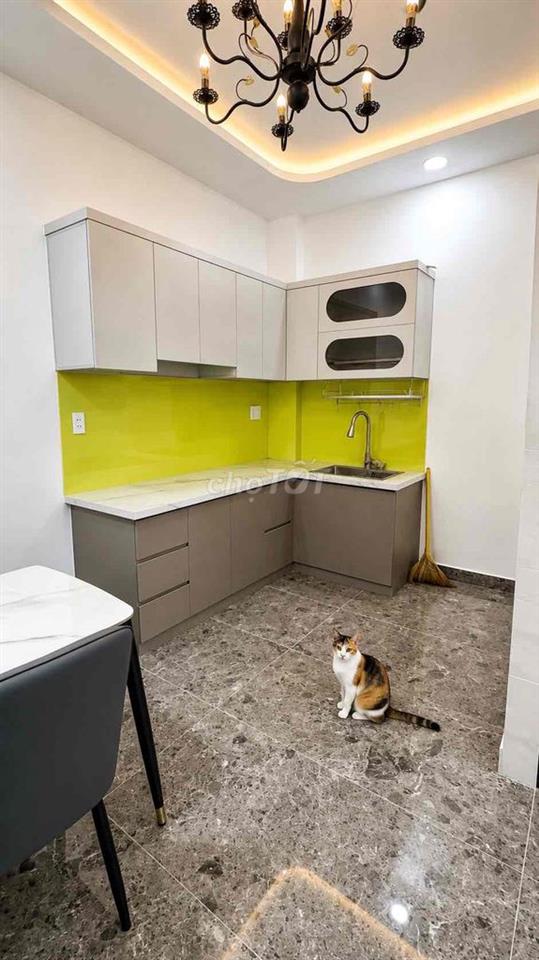 NHÀ 2 TẦNG PHÚ TRUNG – CÁCH LẠC LONG QUÂN 30M – 4,99 TỶ