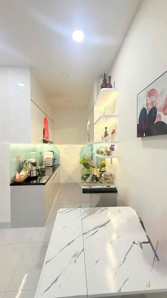 Bán nhà 4 tầng Nguyễn Sơn, Tân Phú 34m2 sát mặt tiền