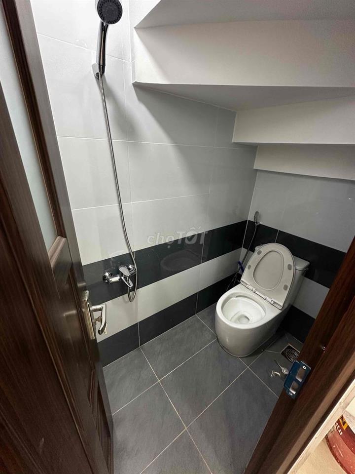 NHÀ TÂN PHÚ MỚI 100% – HẺM Ô TÔ THÔNG – 3PN/4WC – 5,2 TỶ