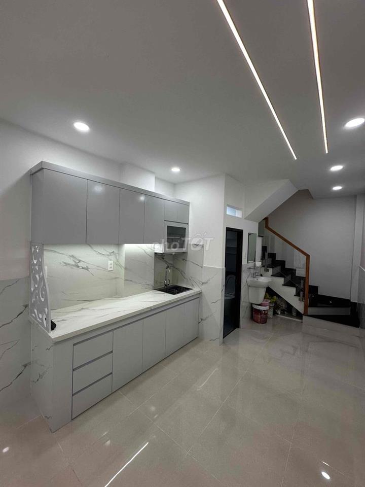 NHÀ TÂN PHÚ MỚI 100% – HẺM Ô TÔ THÔNG – 3PN/4WC – 5,2 TỶ