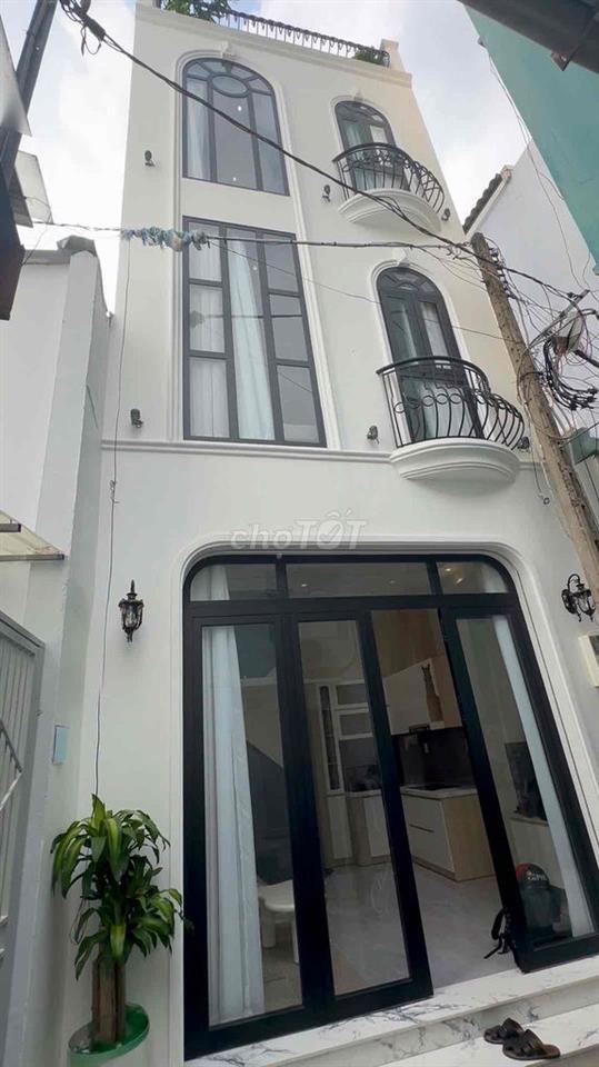 NÊN MUA NƠI DỄ ĐI HAY CHUI HẺM SÂU?