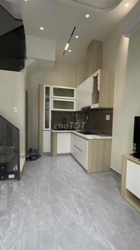 NÊN MUA NƠI DỄ ĐI HAY CHUI HẺM SÂU?