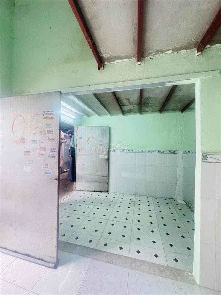 Diện tích khủng long , 15 Phòng , hàng hiếm khu vực