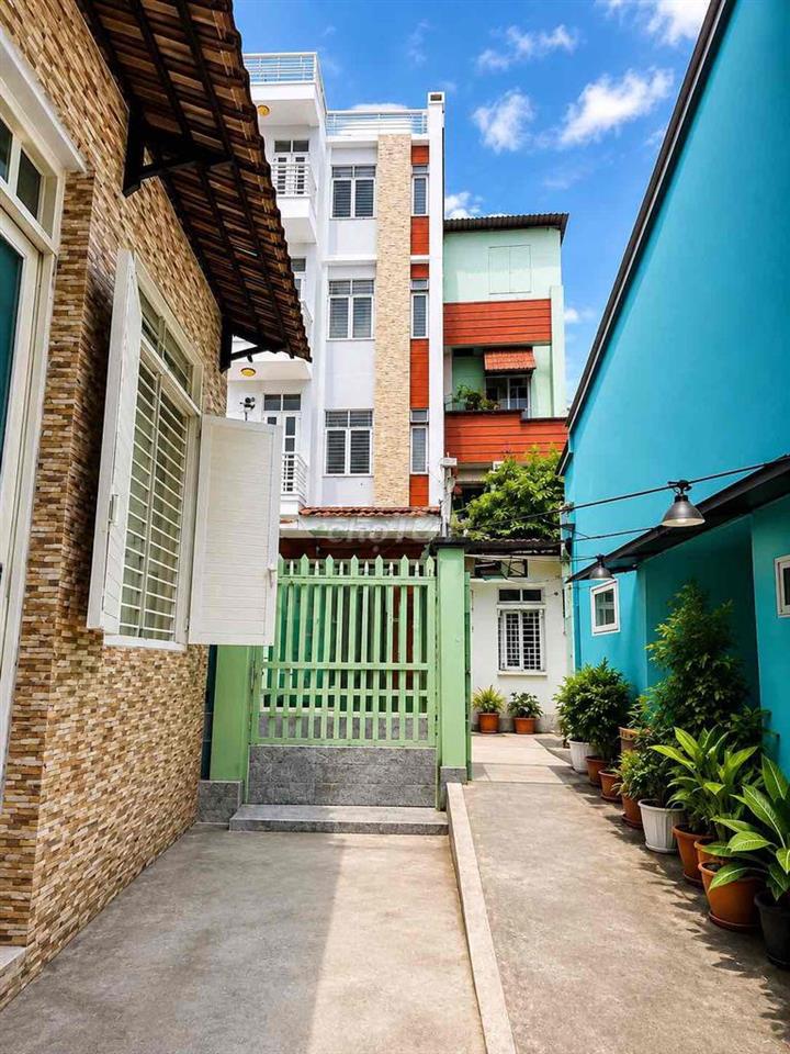 Nguyên cái Quận 3 còn sót lại đúng căn này , hàng hiếm khu vực !!!!