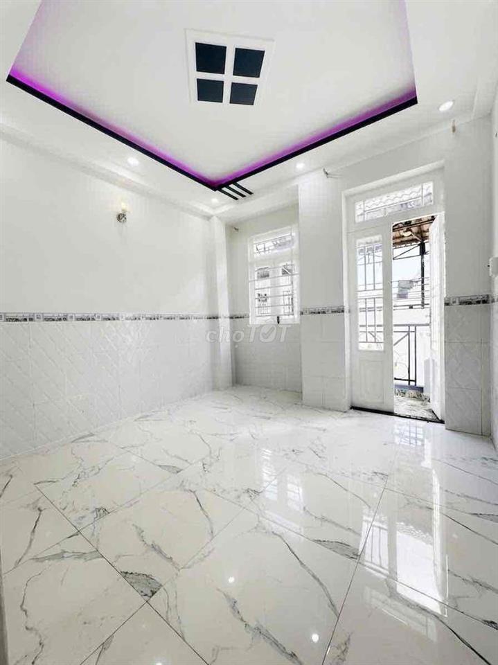 Không có căn thứ 2 trong khu vực , nhà 4 Tầng BTCT - 5PN- 4WC - KQH