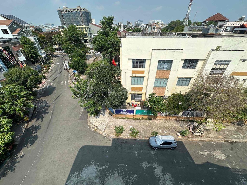 Chủ làm kinh tế lỗ , buộc buông căn nhà nái đang ở , 2 mặt tiền !!!