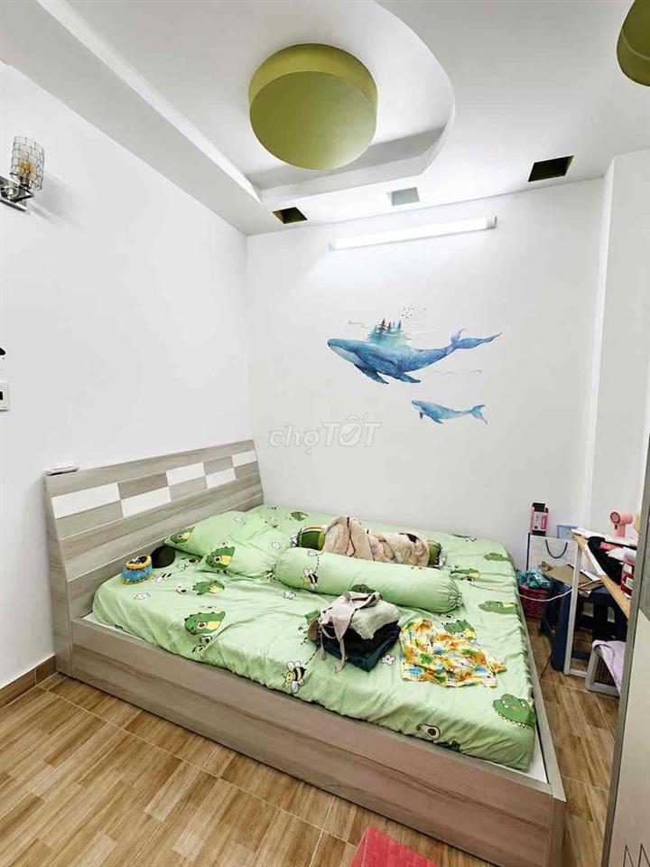 Nhà Hẻm Xe Hơi Thẳng Trục ,  nhà 1 sẹc , đúng 1 căn ra mặt tiền