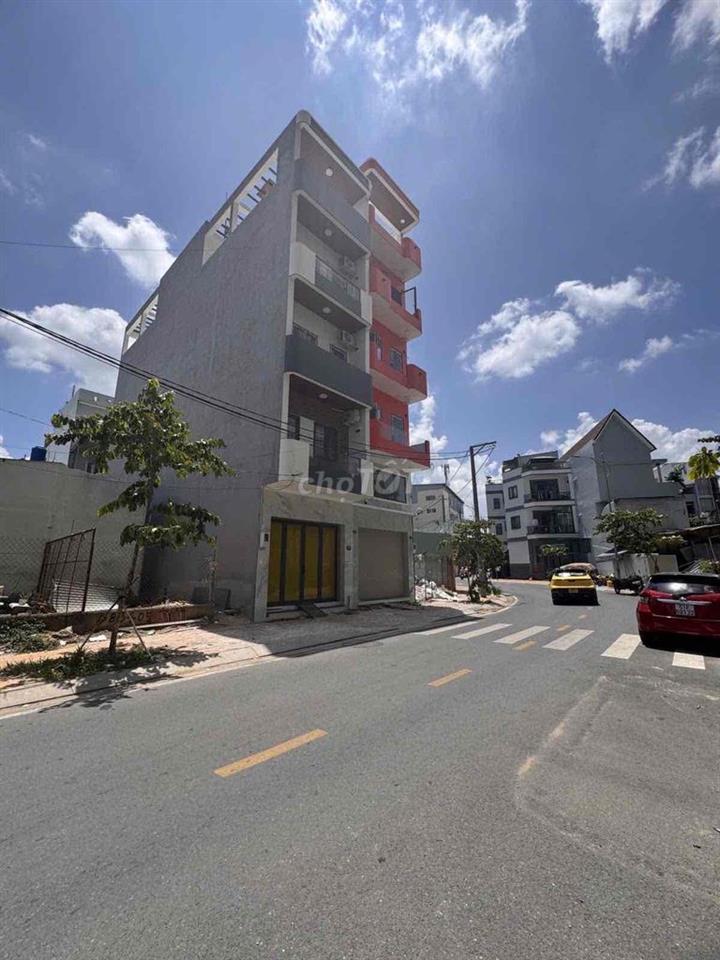 Ngang 8M x 23M thì chỉ có đúng 1 miếng !!!