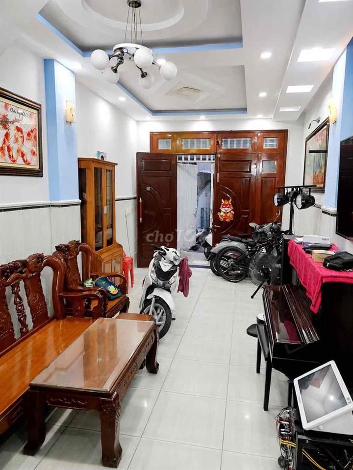 Siêu phẩm 4 tầng BTCT khu VIP HIM LAM