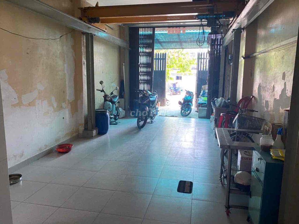 Nhà Mặt Tiền Nhưng Giá Trong Hẻm , thấp hơn thị trường 2 tỷ