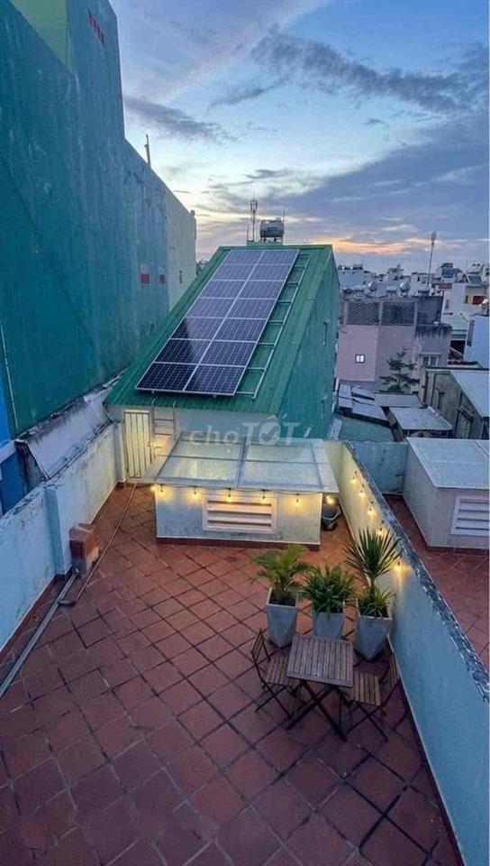 Không có căn thứ 2 trong khu vực , vua dòng tiền