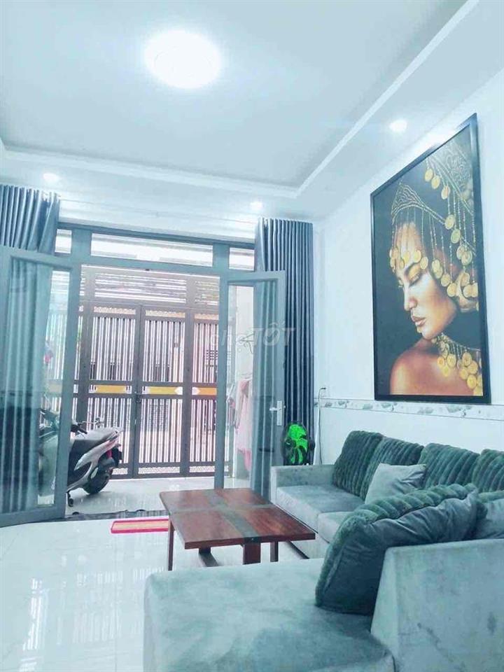 Nhà Mặt Tiền Kinh Doanh Hàng Hiếm Lâu Ơi Là Lâu mới xuất hiện !!!