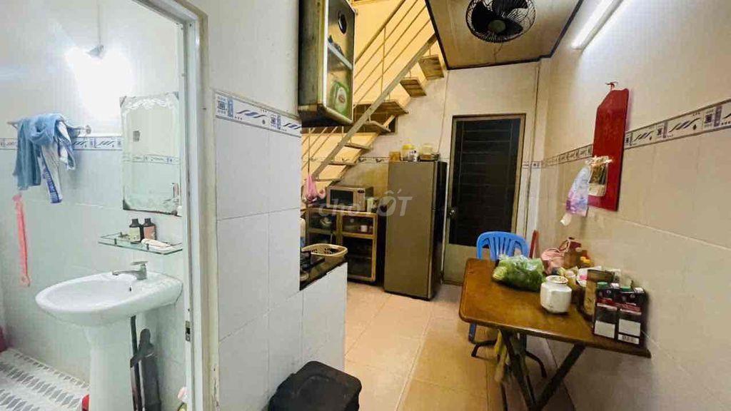 Siêu siêu hiếm !!! Với diện tích này phải tầm 6.5 tỷ mới đúng giá