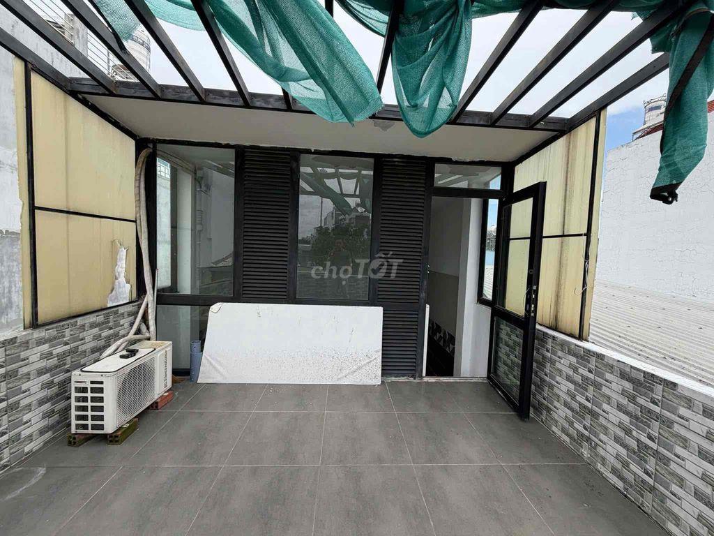 Cực kì " HIẾM " đã nhà mặt tiền mà còn 2 mặt tiền xe hơi tới cửa !!!