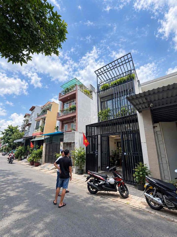 Cực kì " HIẾM " đã nhà mặt tiền mà còn 2 mặt tiền xe hơi tới cửa !!!
