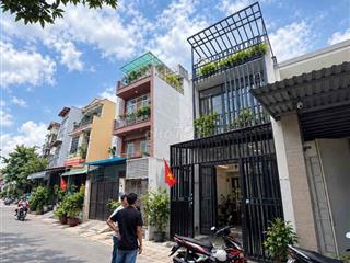 Cực kì " HIẾM " đã nhà mặt tiền mà còn 2 mặt tiền xe hơi tới cửa !!!