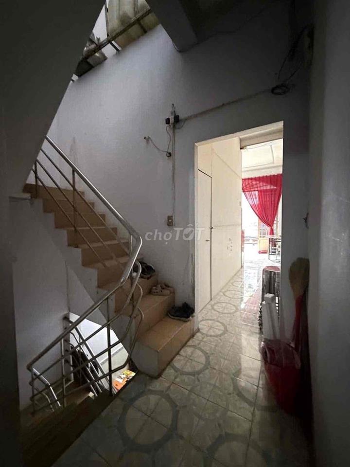 Nhà Mặt Tiền 7.7 tỷ
