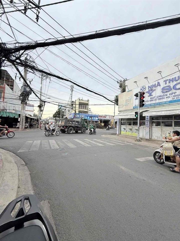 Nhà Mặt Tiền 7.7 tỷ