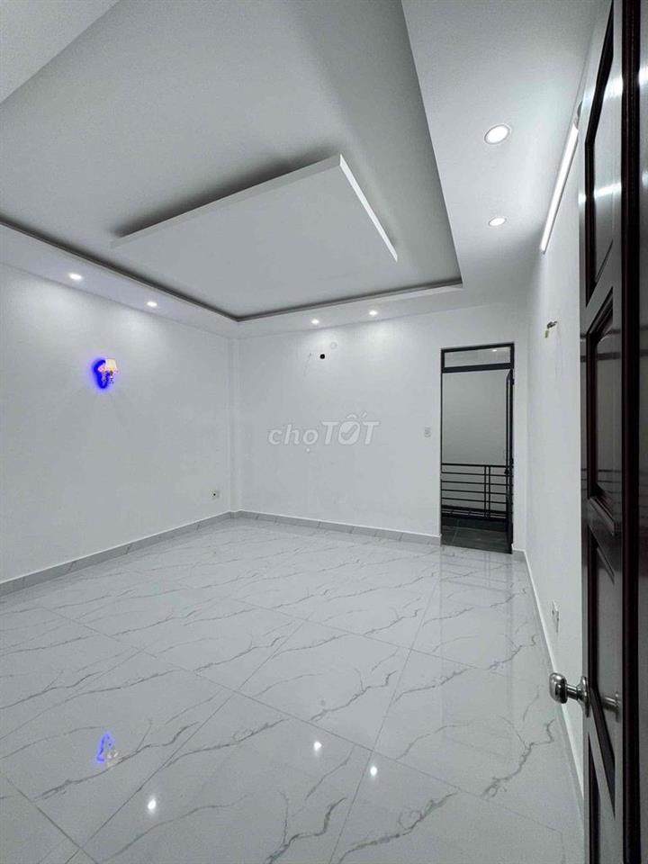 Nhà Bình Tân ( 4,4m x 15m ) 1 trệt 2Lầu, Nhà đẹp