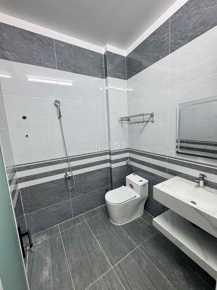Nhà Bình Tân ( 4,4m x 15m ) 1 trệt 2Lầu, Nhà đẹp