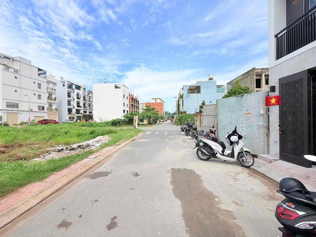 Siêu Phẩm Nhà Phố Phường Bình Tân ( 4,1m x 15m ) Full Nội Thất