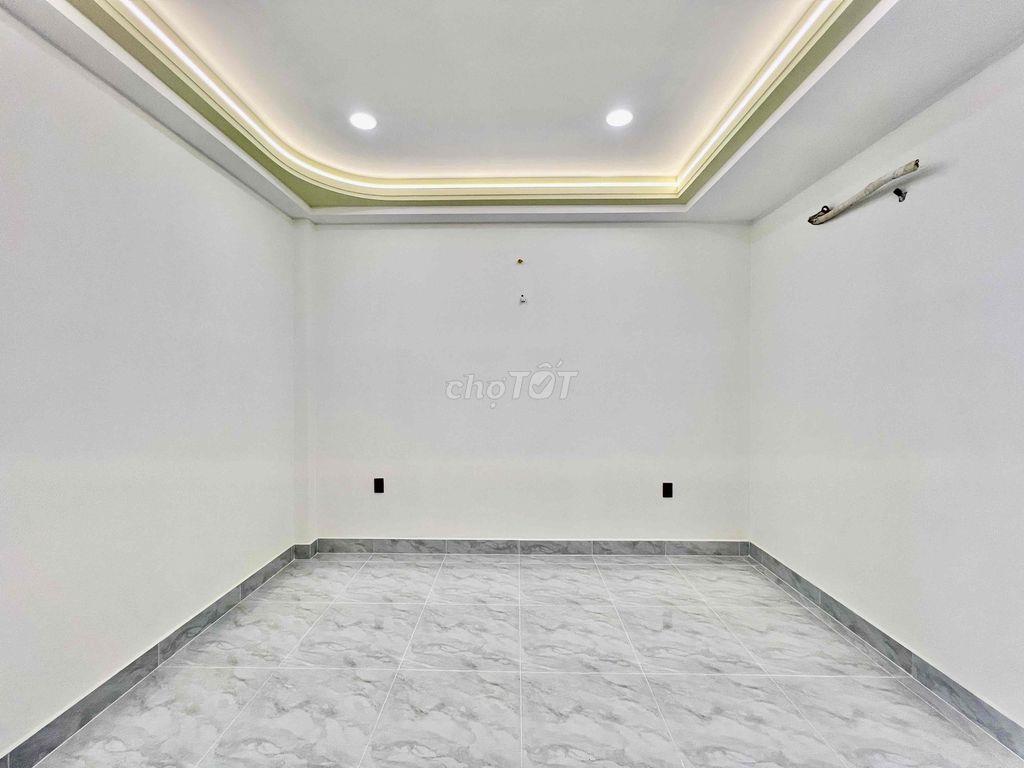 Nhà Bình Tân ( 4m x 15m ) Nhà Mới, Giáp Ngã Tư Bốn Xa
