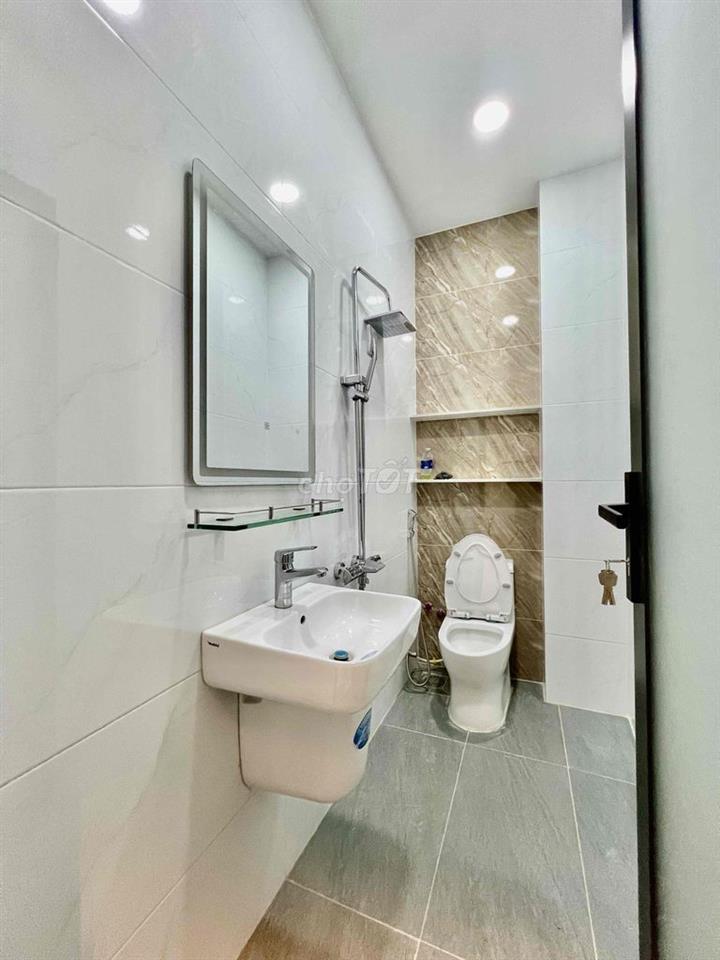 Nhà Bình Tân ( 4m x 15m ) Nhà Mới, Giáp Ngã Tư Bốn Xa