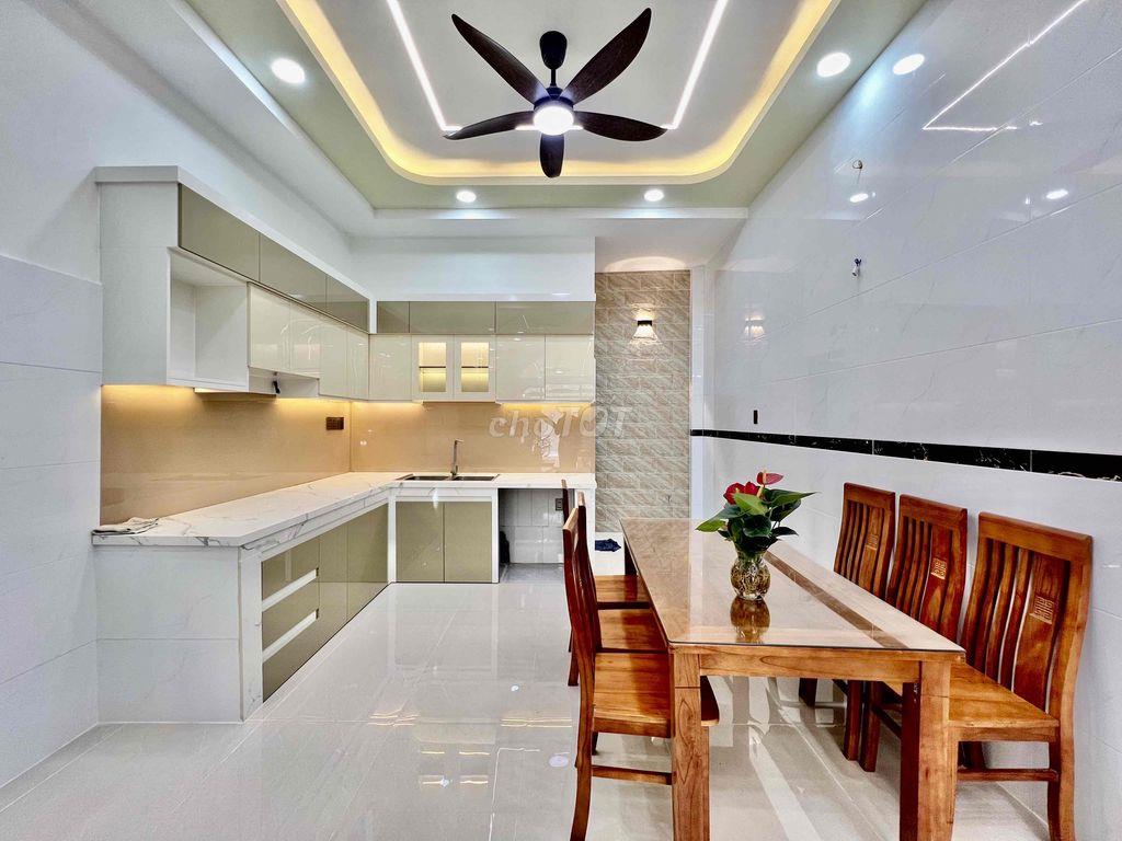 Nhà Bình Tân ( 4m x 15m ) Nhà Mới, Giáp Ngã Tư Bốn Xa