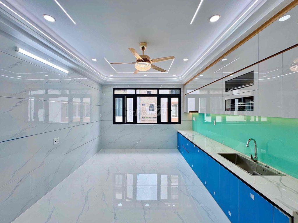 Nhà Mới Bình Tân Giá Rẻ, Có Thang Máy ( 4m x 15m ) Nội Thất Cao Cấp