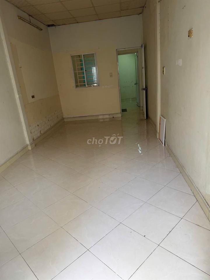 Bán GẤP nhà chính chủ, sổ hồng riêng, hẻm oto